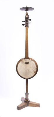 Auktion 150<br>SELTENE BASS TEUFELSGEIGE / BUMBASS
