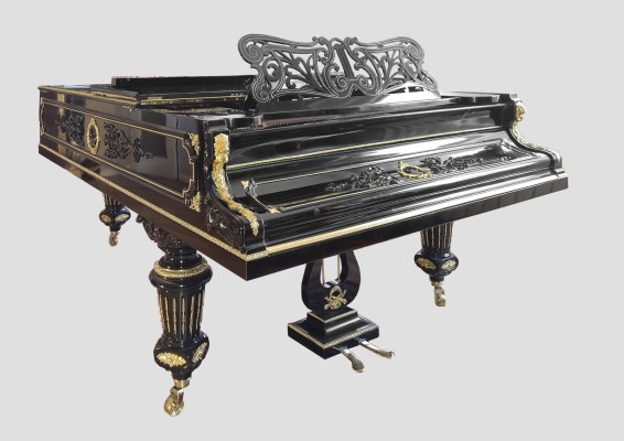 Auction 150<br>MUSEALER HISTORISCHER KONZERTFLÜGEL 'CARL BECHSTEIN'*