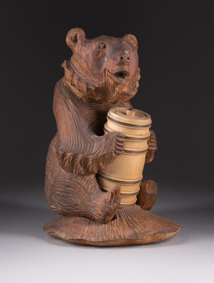 Auction 150<br>BÄR MIT EINEM HONIGTOPF