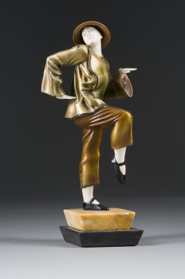 Auction 150<br>TANZENDE CHINESIN*