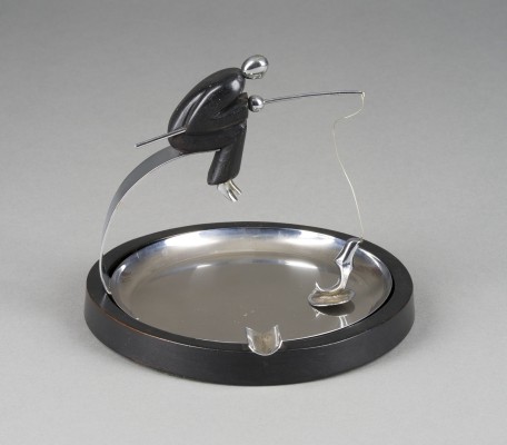 Picture FISCHER MIT ANGEL ALS ASCHENBECHER