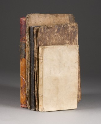 Auction 150<br>KONVOLUT AUS FÜNF BÜCHERN UND SCHRIFTEN