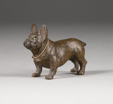 Auktion 151<br>SEHR FEINE FIGUR EINER FRANZÖSISCHEN BULLDOGGE