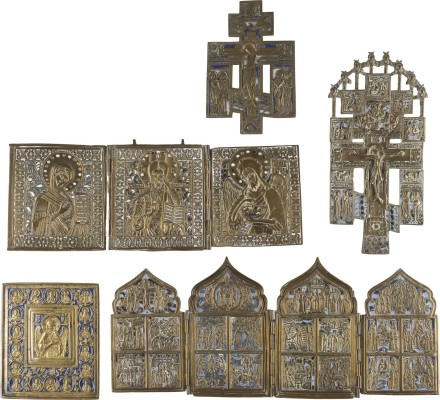 Picture SAMMLUNG VON FÜNF BRONZE-IKONEN: KRUZIFIXE, CHRISTUS, DAS GÜTIGE SCHWEIGEN, EIN TRIPTYCHON MIT DEESIS SOWIE EIN TETRAPTYCHON MIT FESTTAGEN