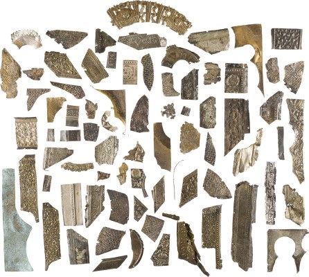 Auktion 151<br>UMFANGREICHE SAMMLUNG VON FRAGMENTEN VON NIMBEN UND BASMEN