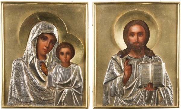 Auktion 151<br>PAAR HOCHZEITS-IKONEN MIT VERMEIL-OKLAD: CHRISTUS PANTOKRATOR UND GOTTESMUTTER VON KASAN