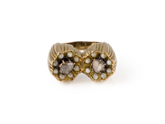 Bild AUßERGEWÖHNLICHER DIAMANT RING