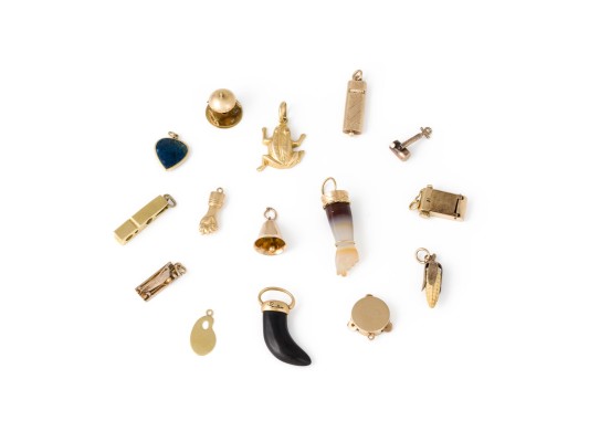 Picture GOLD CHARMS KONVOLUT