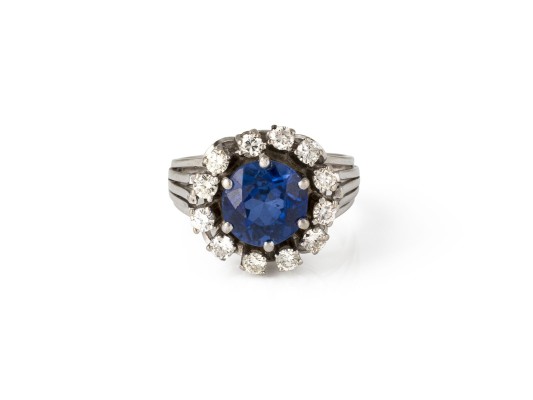 Picture GROßER SAPHIR BRILLANT RING