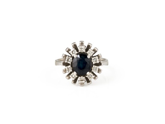 Bild SAPHIR ENTOURAGE RING
