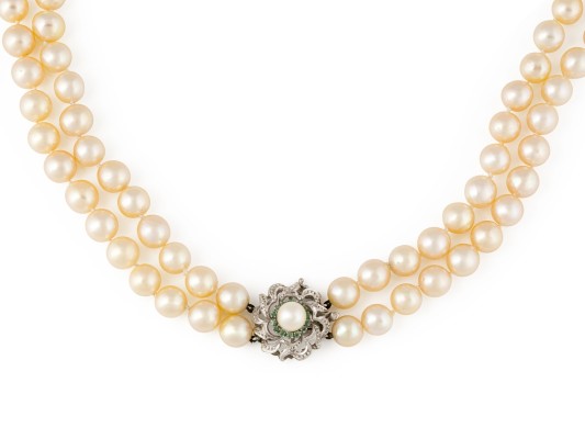 Bild ZWEI REIHIGES PERLEN MATINEÈ