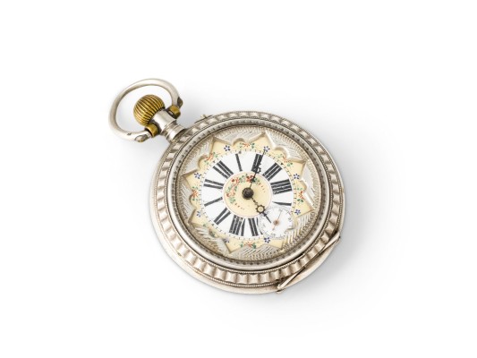 Auction 153<br>TASCHENUHR AN BETTELARMBAND