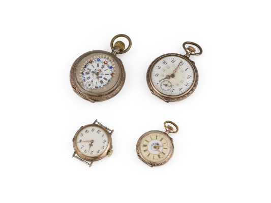 Picture VIER-TEILIG. UHREN KONVOLUT