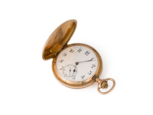 Auction 153<br>TASCHENUHR MIT MONOGRAMM