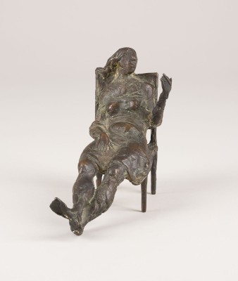 Bild SITZENDE FRAUENFIGUR