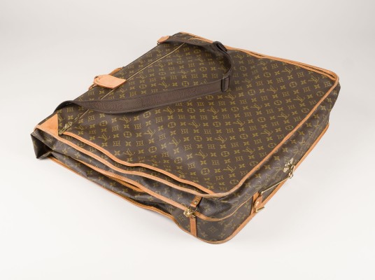 Auction 154<br>LOUIS VUITTON KLEIDERSACK