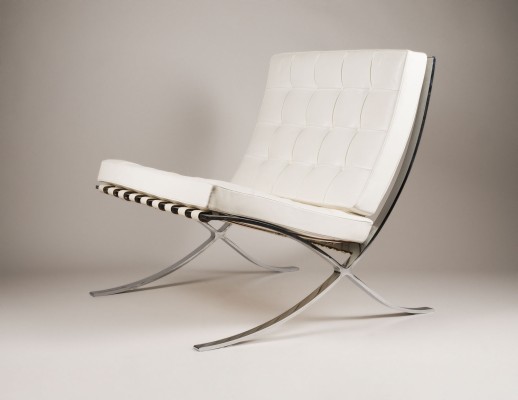 Auction 154<br>SESSEL 'BARCELONA CHAIR' SONDEREDITION