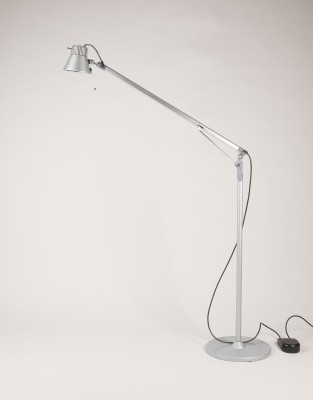 Auktion 154<br>LESELEUCHTE 'LUCY'