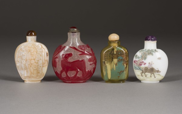 Auction 152<br>EIN VIERTEILIGES KONVOLUT VON SNUFFFBOTTLE