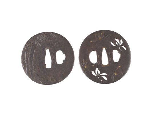 Auction 152<br>ZWEI TSUBA AUS EISEN