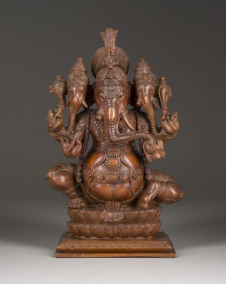 Picture EINE HOLZGESCHNITZTE FIGUR VON GANESHA