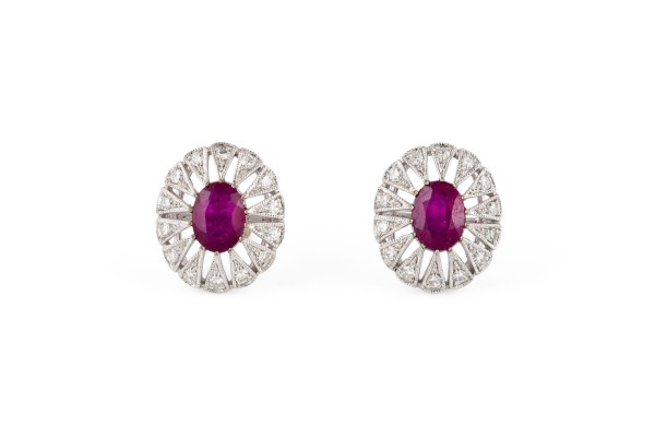 Picture OVALE RUBIN OHR STECKER