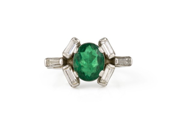 Picture FUTURISTISCHER SMARAGD RING