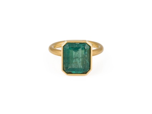 Auktion 155<br>MODERNER SMARAGD DESIGN RING 4.00 CT.