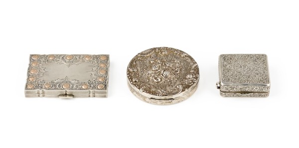 Bild DREI SILBER PUDER DOSEN