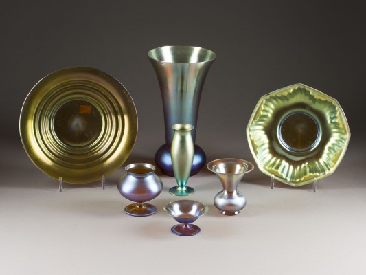 Auction 155<br>SAMMLUNG VON SIEBEN GLASOBJEKTEN 'MYRA'