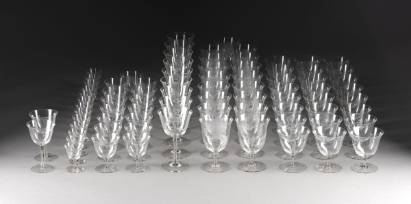 Auction 155<br>SAMMLUNG VON 80 GLÄSERN MIT FIGURENSTAFFAGE UND GENRESZENEN