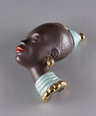 Auction 155<br>KLEINE WANDMASKE