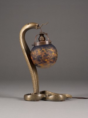 Auction 155<br>TISCHLAMPE IN FORM EINER SCHLANGE