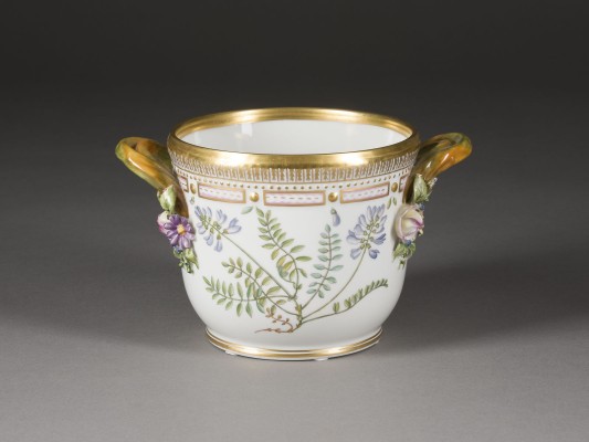 Picture WEINKÜHLER 'FLORA DANICA'