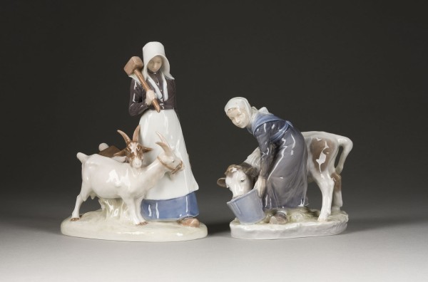 Picture ZWEI MÄDCHENFIGUREN