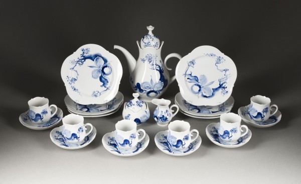 Bild 21-TEILIGES KAFFEESERVICE 'BLAUE ORCHIDEE AUF AST'