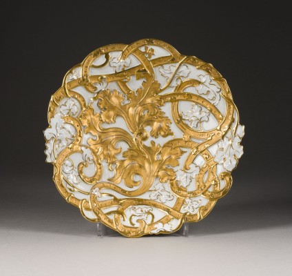 Bild PRUNKSCHALE MIT AKANTHUSBLATTRELIEF