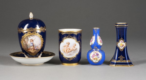 Bild FÜNFTEILIGES PORZELLAN-KONVOLUT 'MEISSEN'