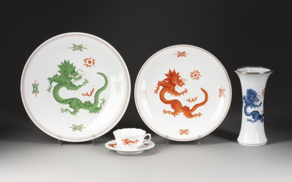 Picture FÜNF-TEILIGES PORZELLAN-KONVOLUT 'MINGDRACHE'