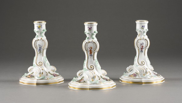 Picture DREI KERZENHALTER 'WATTEAU- UND BLUMENMALEREI'