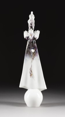 Auction 155<br>FIGUR 'PFAUENMASKE'