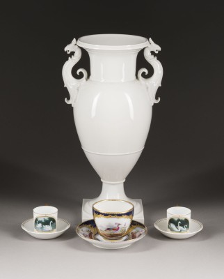 Bild VIERTEILIGES PORZELLAN-KONVOLUT