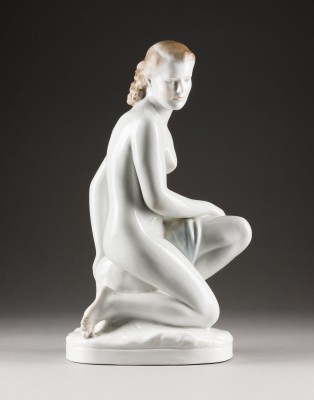 Bild KNIENDER WEIBLICHER AKT