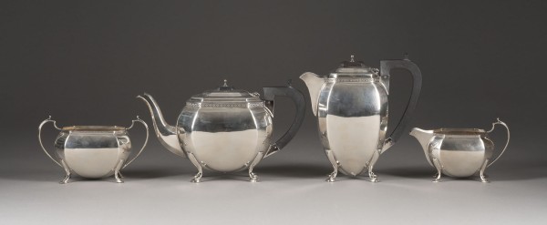 Bild TEEKANNE, KAFFEEKANNE, ZUCKERSCHALE UND SAHNEGIESSER