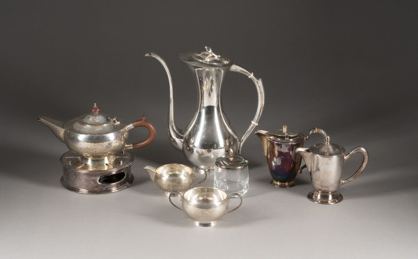 Picture SAMMLUNG VON SIEBEN SILBEROBJEKTEN