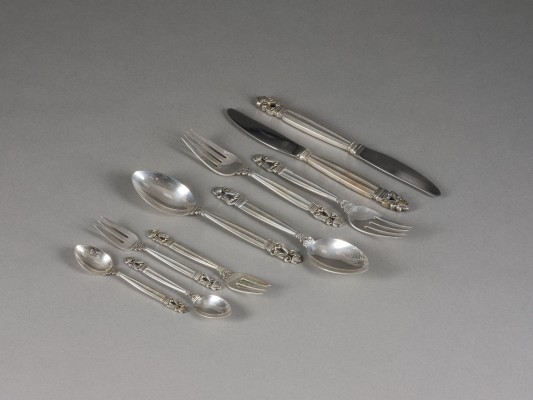 Auction 155<br>60-TEILIGES BESTECK 'ACORN'