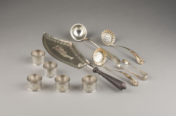 Bild ZEHN-TEILIGES KONVOLUT SILBEROBJEKTE