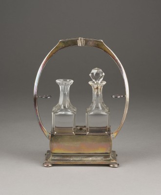 Bild ESSIG/ÖL-MENAGE