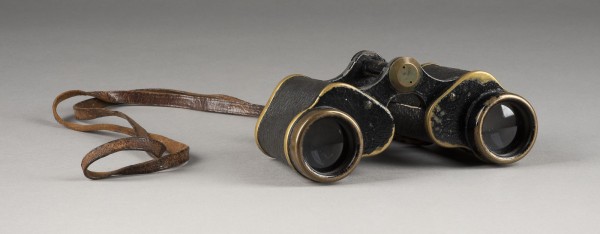 Bild FERNGLAS MIT FADENKREUZ