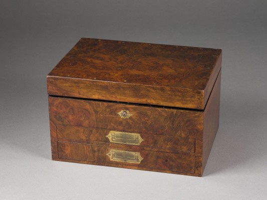 Auktion 155<br>REISEAPOTHEKE - HOMÖOPATHISCHE HAUSAPOTHEKE